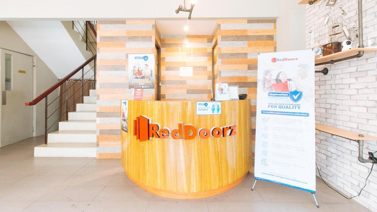 Reddoorz Plus Near Osmena Highway 2 Hotel Manila Eksteriør billede