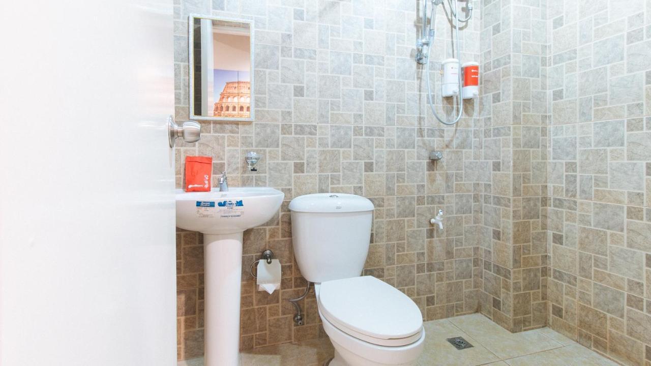 Reddoorz Plus Near Osmena Highway 2 Manila Eksteriør billede