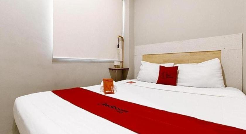 Reddoorz Plus Near Osmena Highway 2 Hotel Manila Eksteriør billede