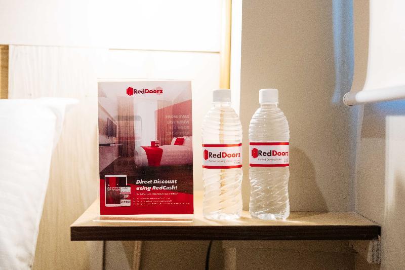 Reddoorz Plus Near Osmena Highway 2 Manila Eksteriør billede